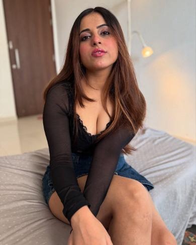 Call Girls in Connaught Place