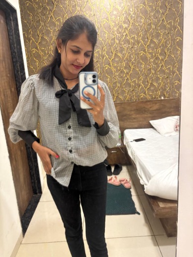 high profile Call Girls in Connaught Place