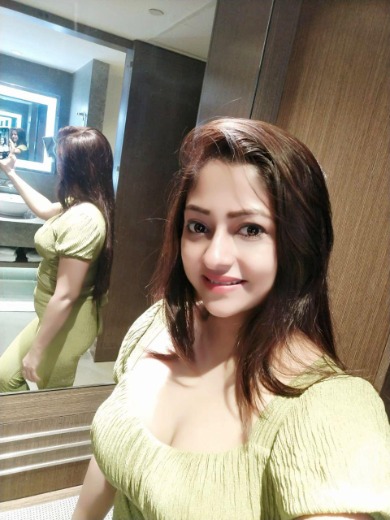 Call Girls in Connaught Place