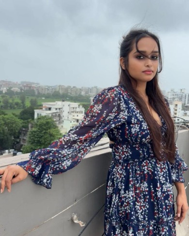 high profile Call Girls in Connaught Place